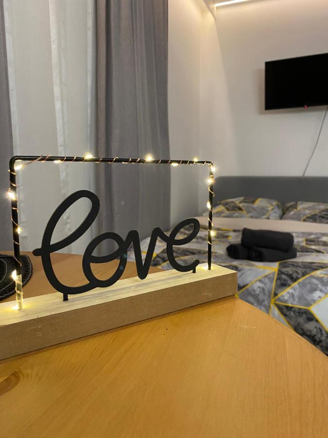 Love Glow Studio Krakow Ngoại thất bức ảnh